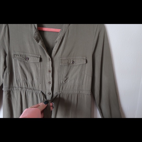 Olive green Maternity button down cargo style - Picture 2 of 7